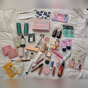 Beauty Bundle, Makeup, Skincare, Haircare, Etc, Everything pictured included